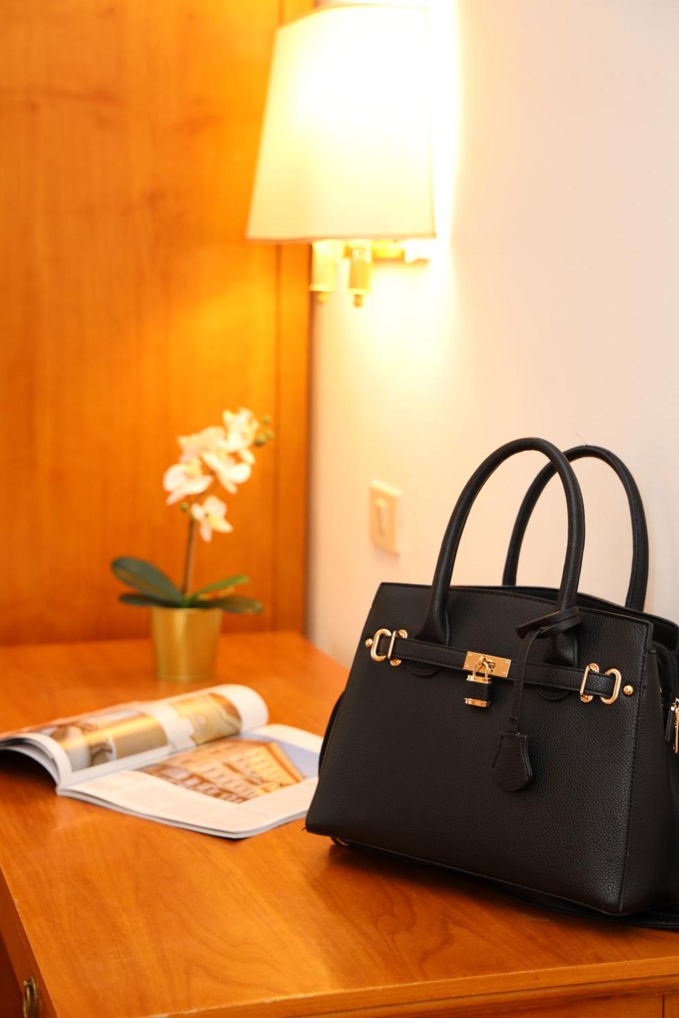 Hotel Majestic By Lvg Hotel Collection アラッシオ エクステリア 写真