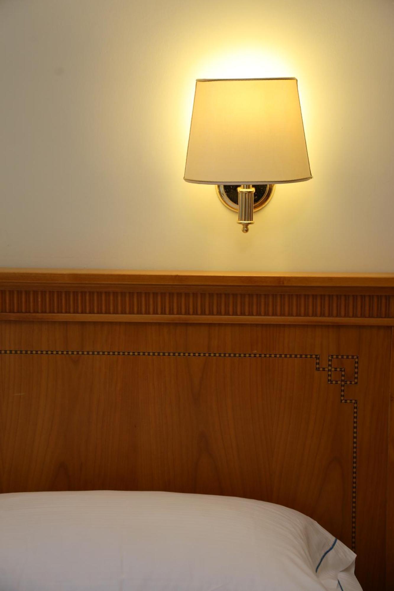 Hotel Majestic By Lvg Hotel Collection アラッシオ エクステリア 写真
